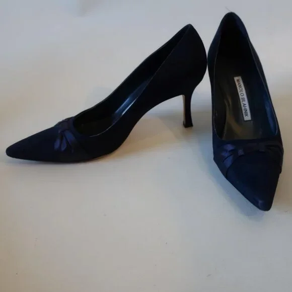 Womens Manolo Blahnik Blue Suede Pointy Heels Shoes Pumps 36 US/6 - Picture 3 of 13
